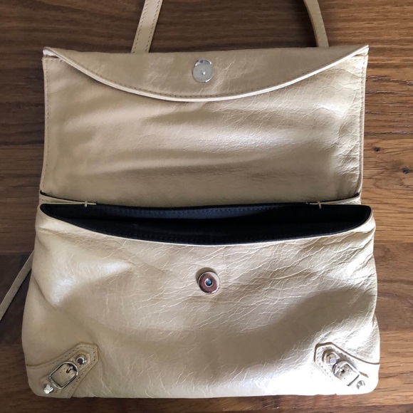 ❌SOLD❌ Balenciaga | Envelope Clutch Crossbody - Picture 7 of 15